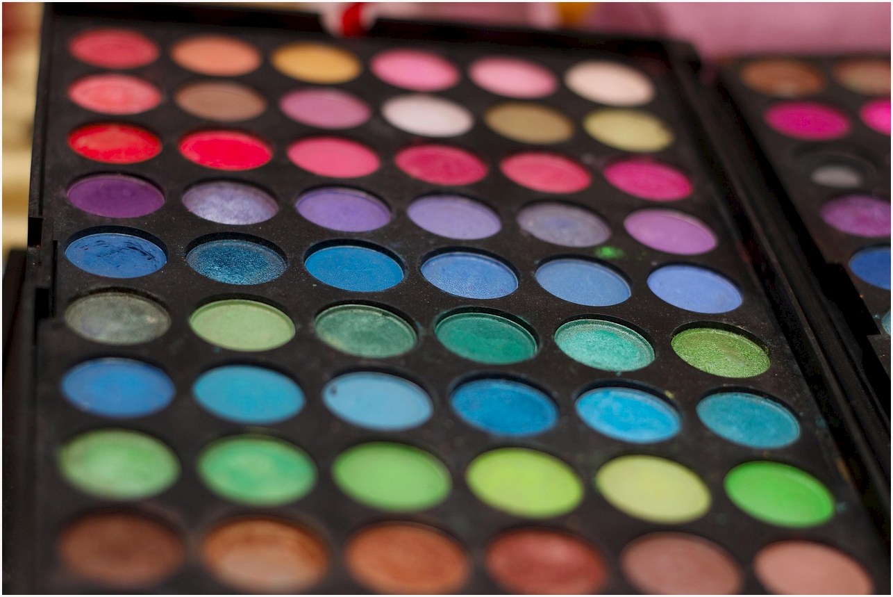 eye-shadows kit, make-up kit, lagos, nigeria, make-up kit, nigeria, nigeria, nigeria, nigeria, nigeria