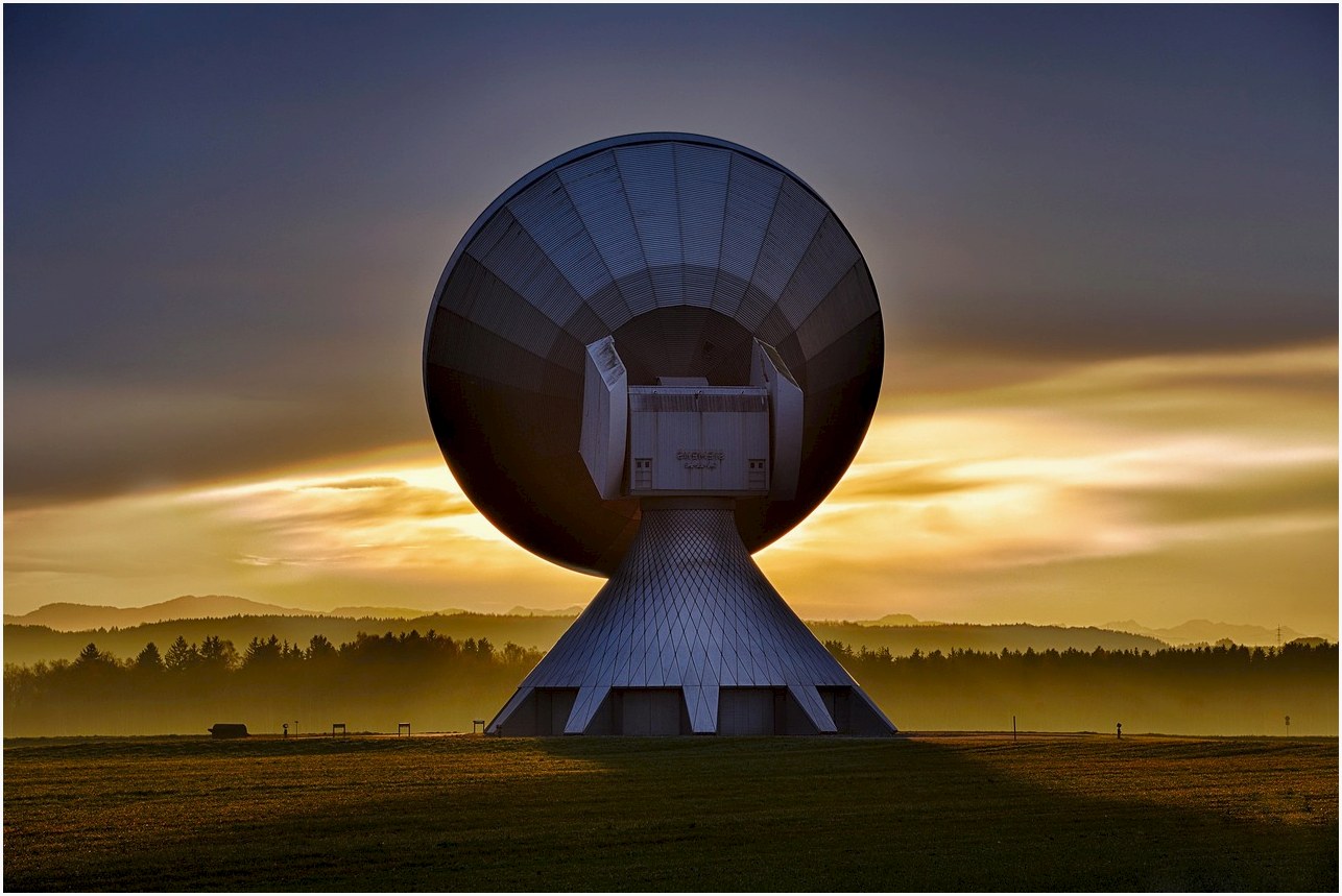 raisting satellite, reception, signal, ground station, earth station, telecommunication, parabolic mirrors, television reception, antenna, satellite dishes, satellite broadcasting, structure, fog, mist, landscape, signal, signal, signal, telecommunication, telecommunication, telecommunication, telecommunication, telecommunication, antenna, antenna